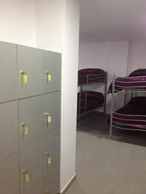 Albergue Arasolis Finisterre Bilik gambar